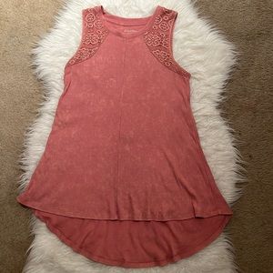 Rose pink top with lace details